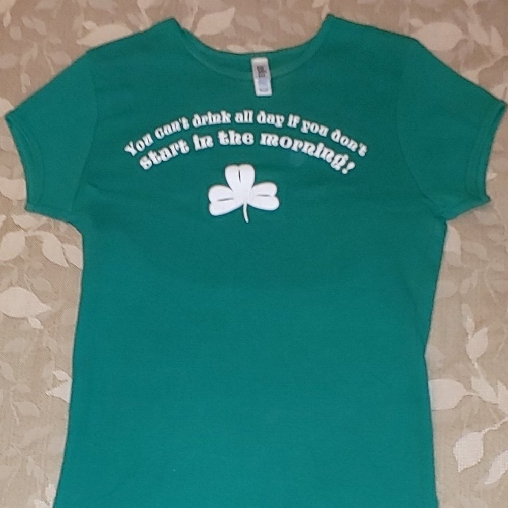 Vintage St Patrick's Day "Start in the Morning" Ladies T-shirt